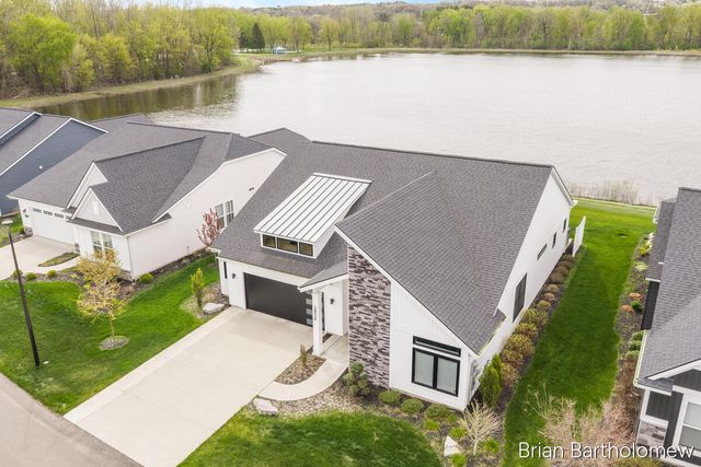 2930 Isle Water Drive, Belmont, MI 49306