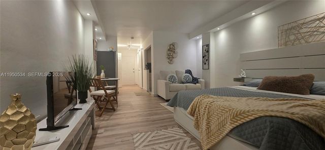 7904 West Dr 1004, North Bay Village, FL 33141