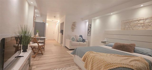 7904 West Dr 1004, North Bay Village, FL 33141