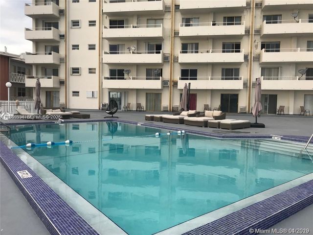 7904 West Dr 1004, North Bay Village, FL 33141