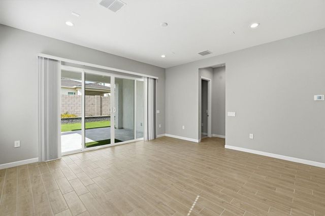 5028 E Shady Glen Avenue, Scottsdale, AZ 85254