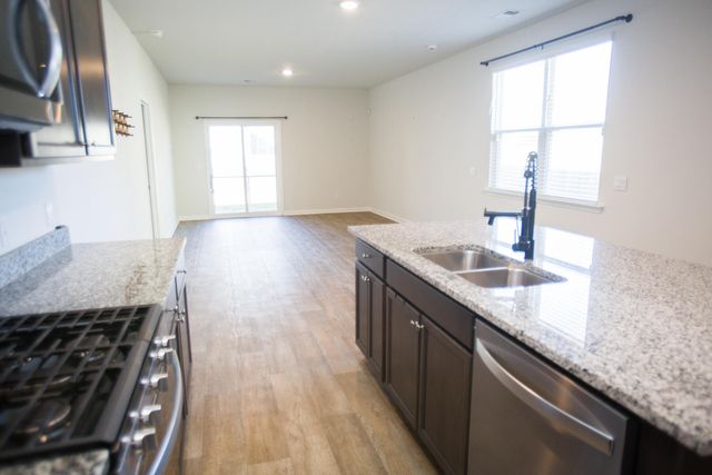 212 N Light Way, Summerville, SC 29486