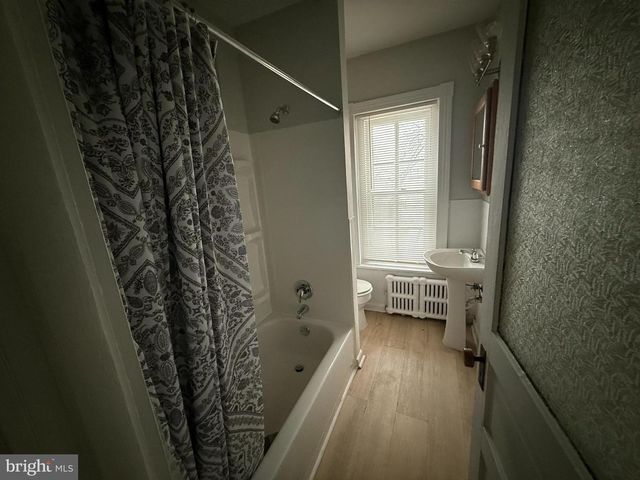 220 S WASHINGTON ST, Boyertown, PA 19512