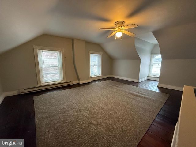 220 S WASHINGTON ST, Boyertown, PA 19512