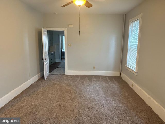 220 S WASHINGTON ST, Boyertown, PA 19512