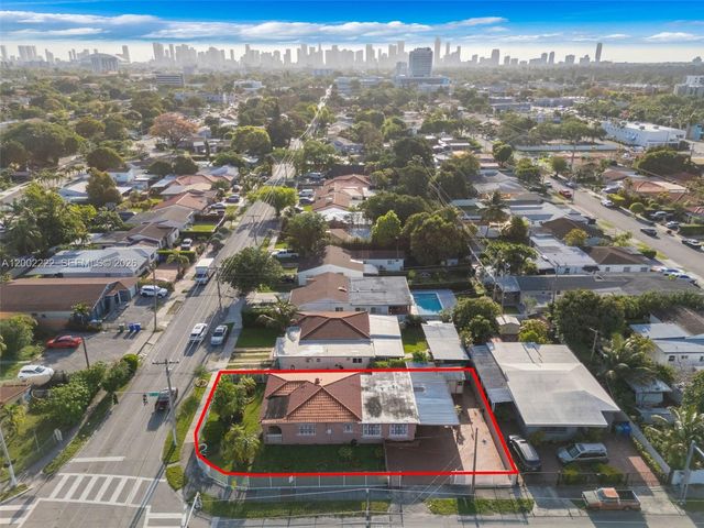 3194 SW 6th St, Miami, FL 33135