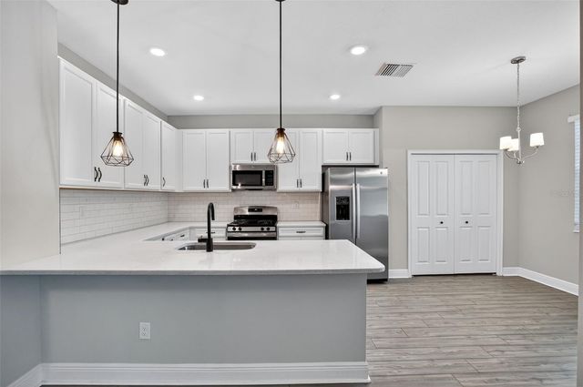 8131 TEA OLIVE TERRACE, Palmetto, FL 34221