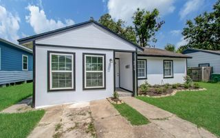 5213 Malmedy Road, Houston, TX 77033