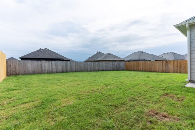 7814 Willow Court, Greenville, TX 75402
