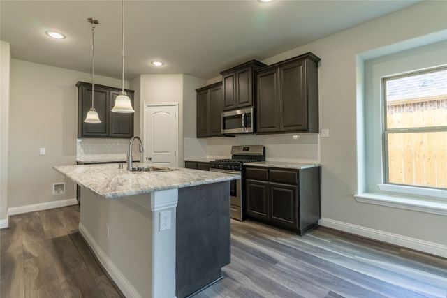 7814 Willow Court, Greenville, TX 75402