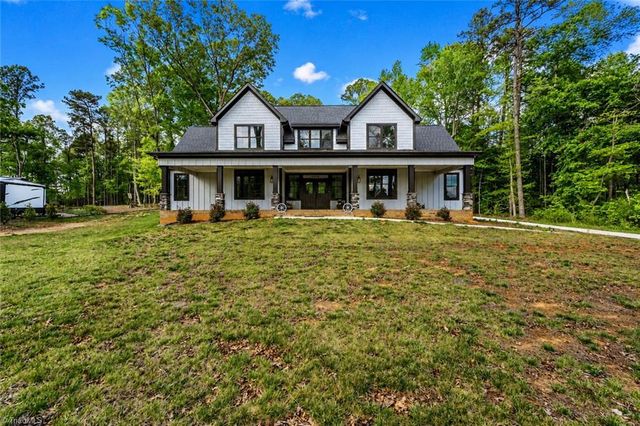 2560 John Lewis Road, Burlington, NC 27217