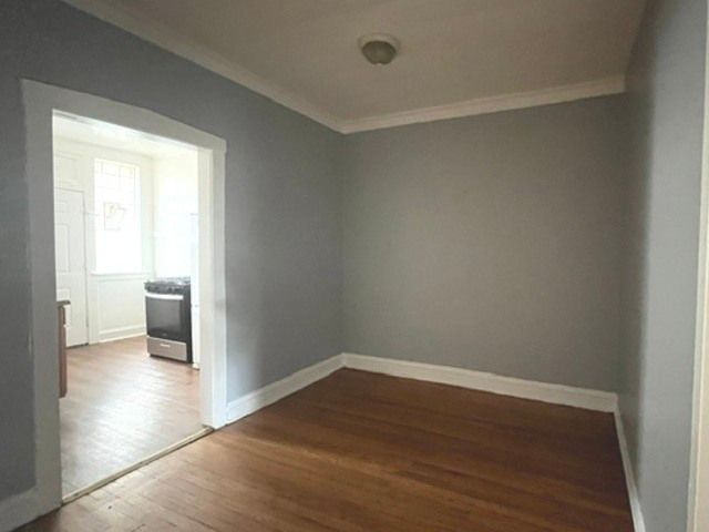 3717 W Cullom Avenue 1, Chicago, IL 60618