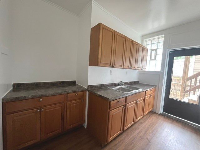 3717 W Cullom Avenue 1, Chicago, IL 60618