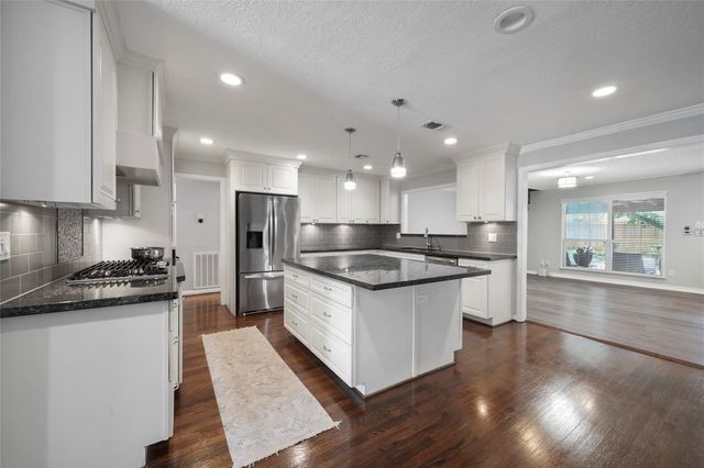 1803 Libbey Drive, Houston, TX 77018