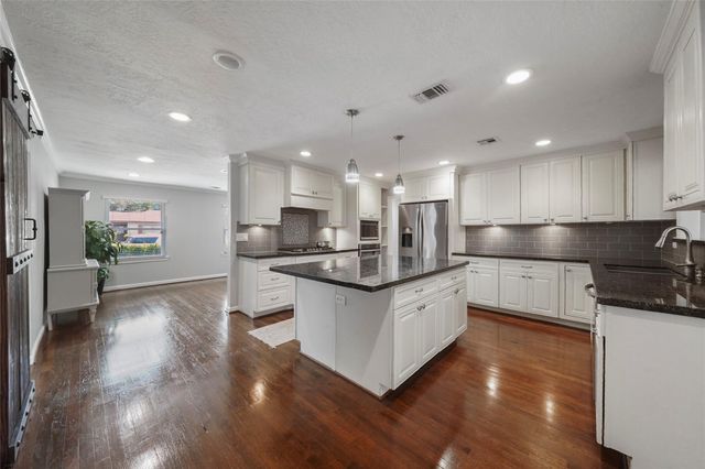 1803 Libbey Drive, Houston, TX 77018