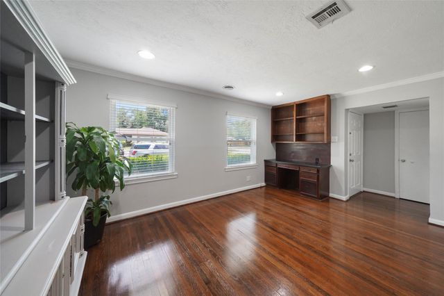 1803 Libbey Drive, Houston, TX 77018