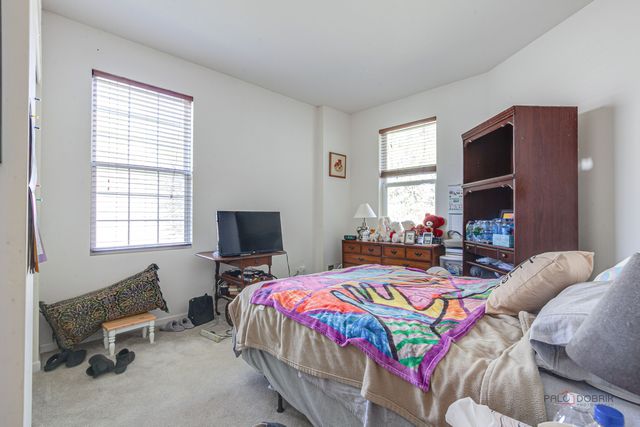 651 S Essington Drive, Round Lake, IL 60073