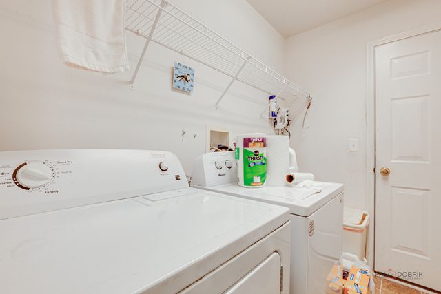 651 S Essington Drive, Round Lake, IL 60073