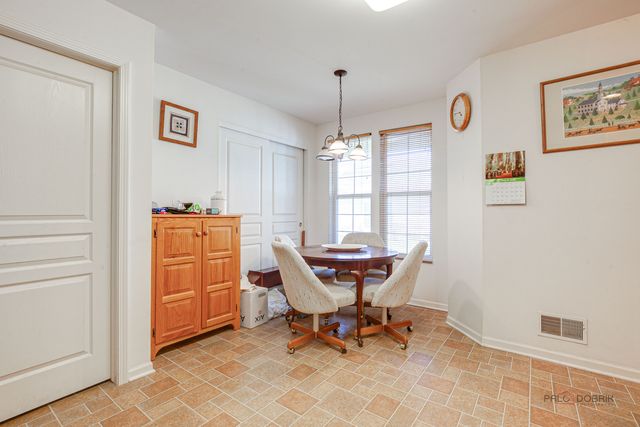 651 S Essington Drive, Round Lake, IL 60073