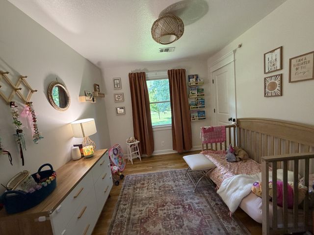 135 Irvin Rd, La Vergne, TN 37086