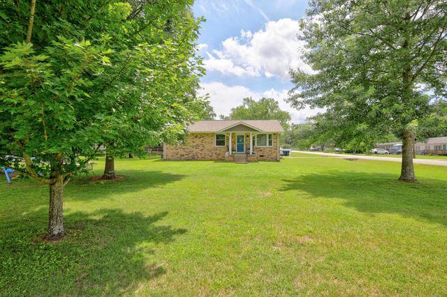 135 Irvin Rd, La Vergne, TN 37086