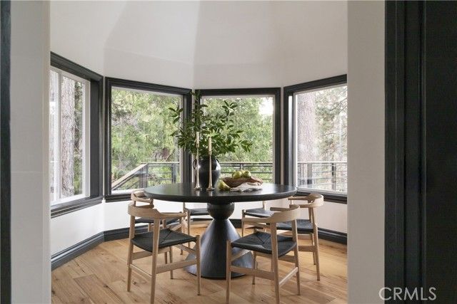 729 Brentwood, Lake Arrowhead, CA 92352