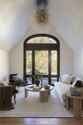 729 Brentwood, Lake Arrowhead, CA 92352