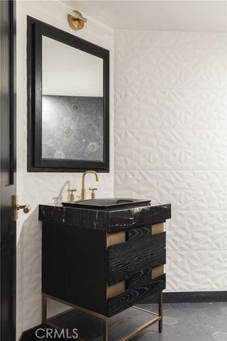 729 Brentwood, Lake Arrowhead, CA 92352