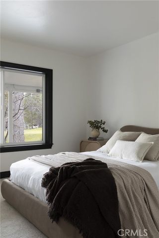 729 Brentwood, Lake Arrowhead, CA 92352