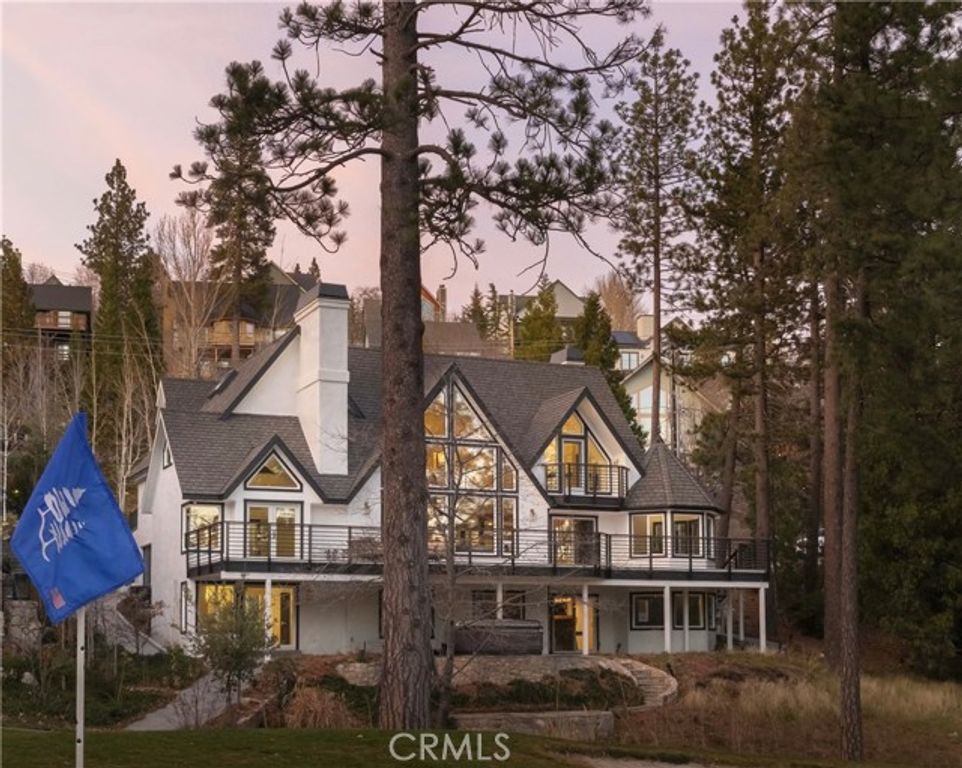 729 Brentwood, Lake Arrowhead, CA 92352