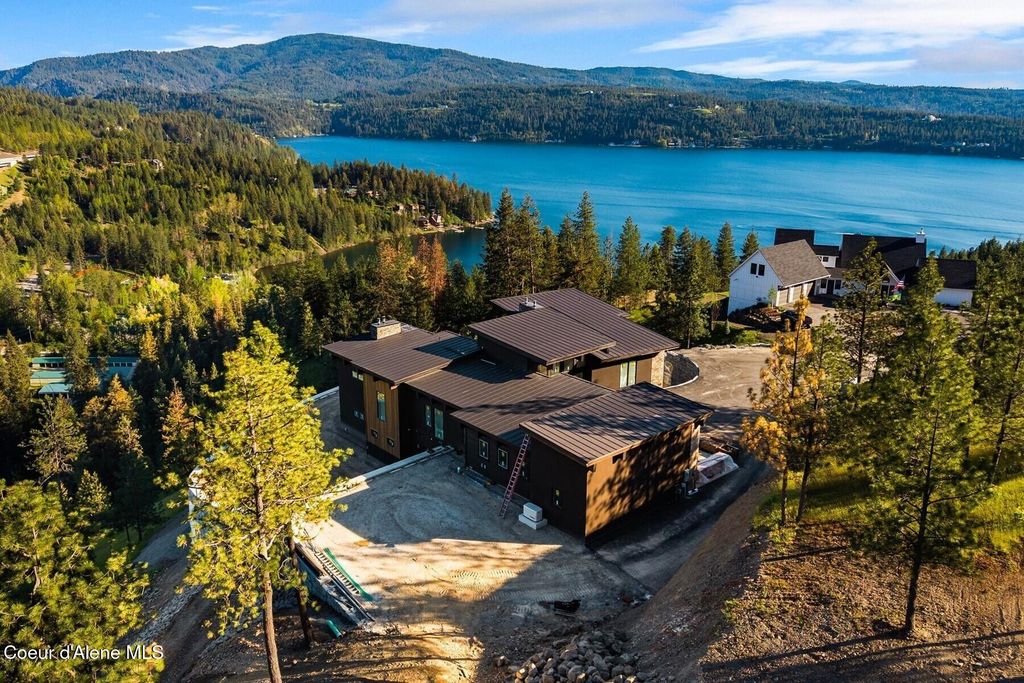 4663 E Plum, Coeur d'Alene, ID 83814 photo 8