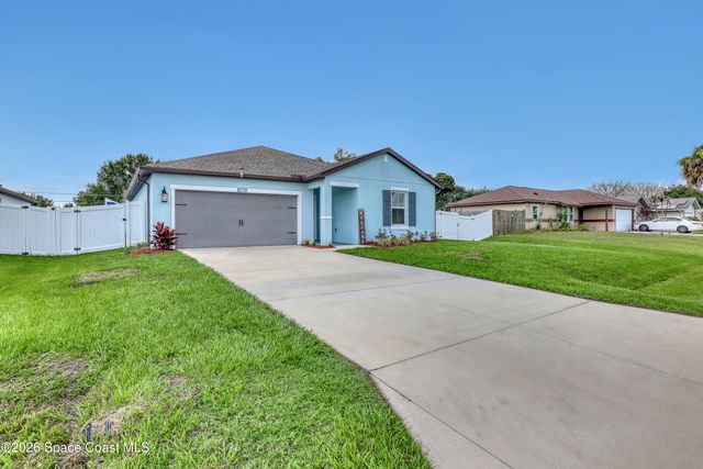 2072 Advana Street NE, Palm Bay, FL 32905
