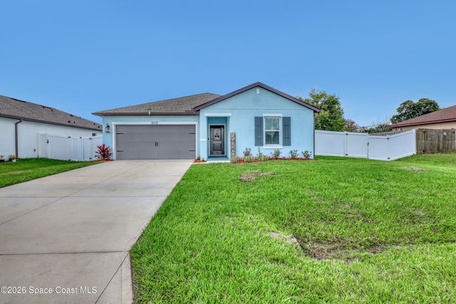 2072 Advana Street NE, Palm Bay, FL 32905