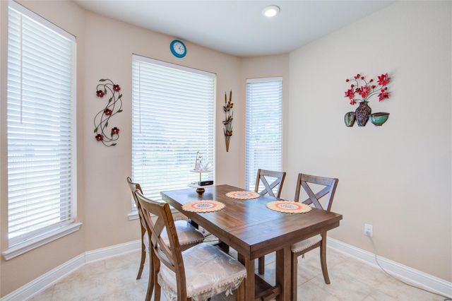 12902 Oak Falls Drive, Pearland, TX 77584