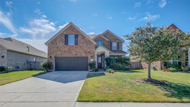 12902 Oak Falls Drive, Pearland, TX 77584