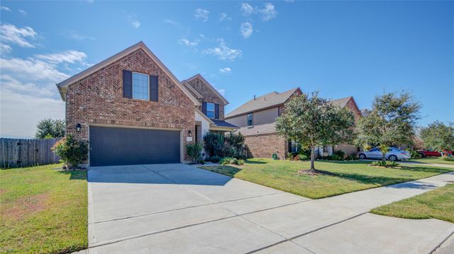 12902 Oak Falls Drive, Pearland, TX 77584