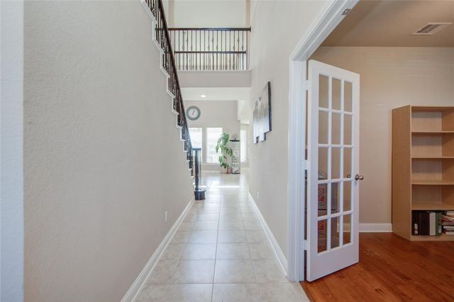 12902 Oak Falls Drive, Pearland, TX 77584