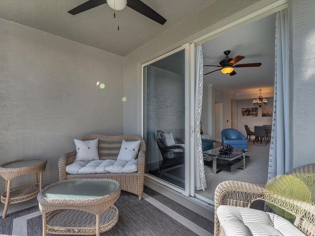 1660 Renaissance Commons Boulevard 2628, Boynton Beach, FL 33426