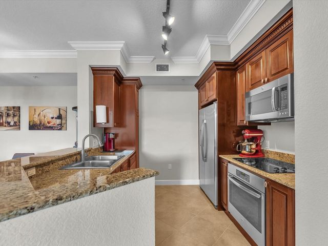 1660 Renaissance Commons Boulevard 2628, Boynton Beach, FL 33426