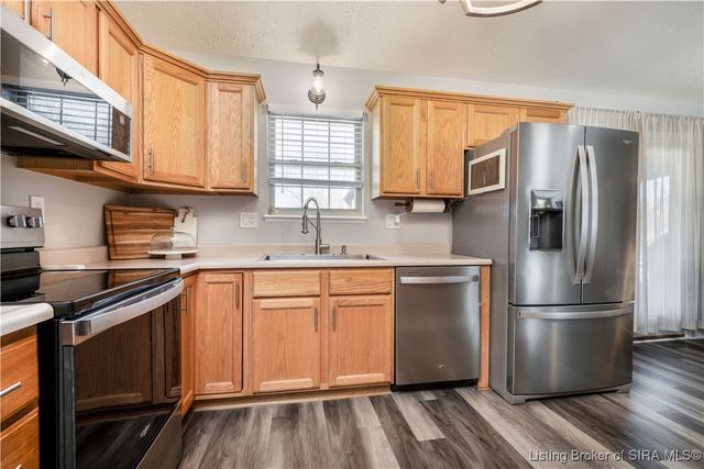 2311 Kingsfield Street, Jeffersonville, IN 47130