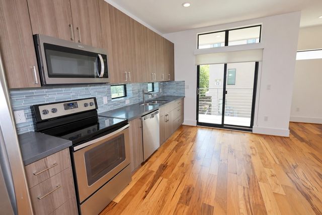 2401 Crawford Street A114, Houston, TX 77004