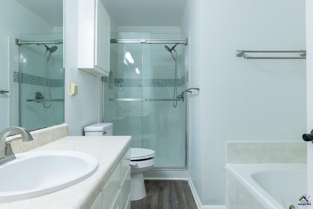 113 Lake Lillian Drive, Perry, GA 31069