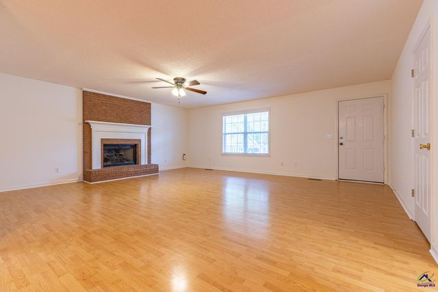 113 Lake Lillian Drive, Perry, GA 31069