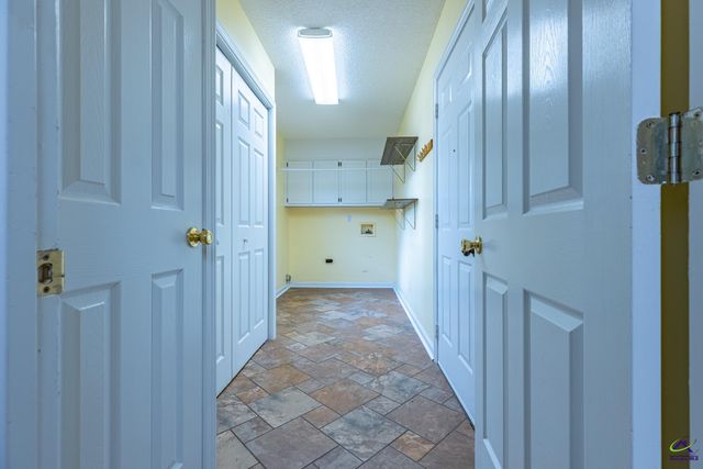 113 Lake Lillian Drive, Perry, GA 31069