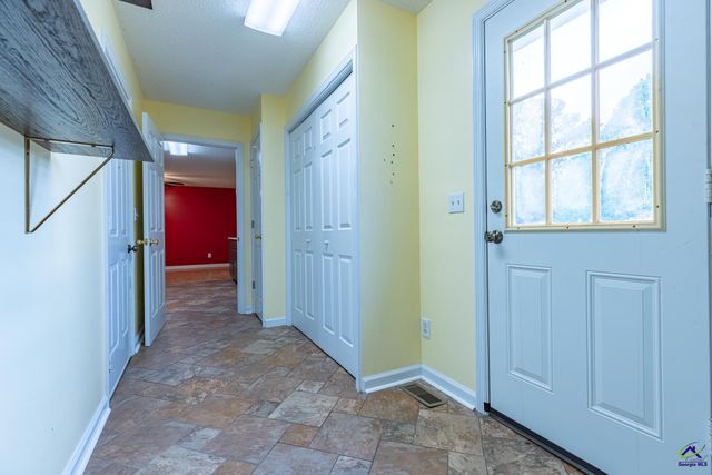 113 Lake Lillian Drive, Perry, GA 31069