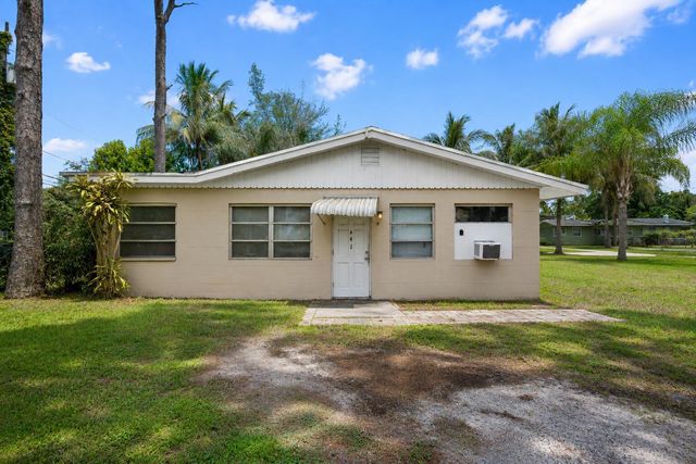 437 FLEMING Avenue, Greenacres, FL 33463