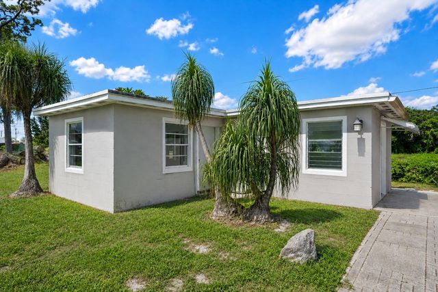437 FLEMING Avenue, Greenacres, FL 33463