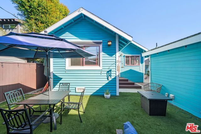 233 Lindero Avenue, Long Beach, CA 90803