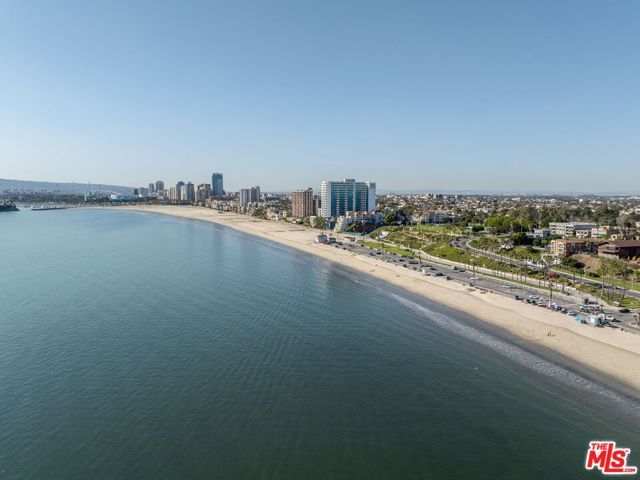 233 Lindero Avenue, Long Beach, CA 90803