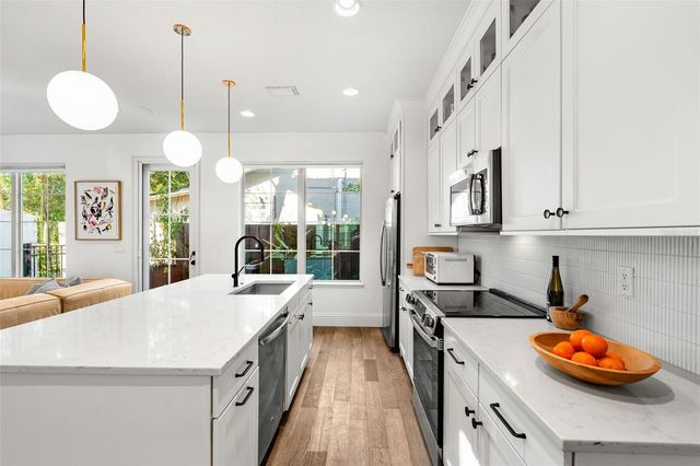 1732 RIDGEWOOD AVENUE S, Maitland, FL 32751